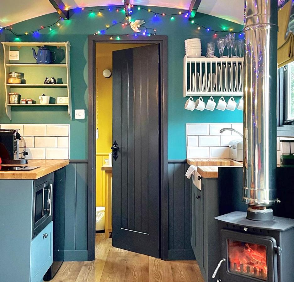 Old King William Shepherd Huts And Private Hot Tubs In North Norfolk Hunworth Buitenkant foto