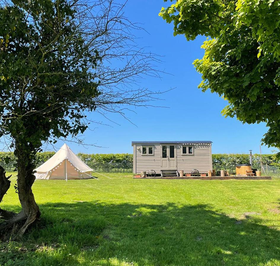 Old King William Shepherd Huts And Private Hot Tubs In North Norfolk Hunworth Buitenkant foto