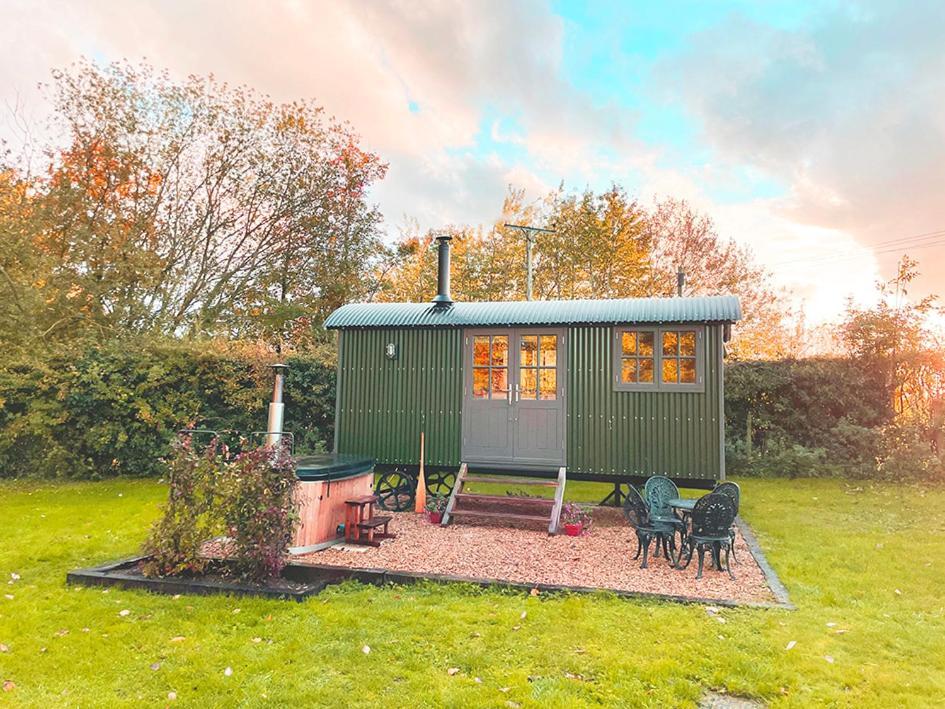 Old King William Shepherd Huts And Private Hot Tubs In North Norfolk Hunworth Buitenkant foto